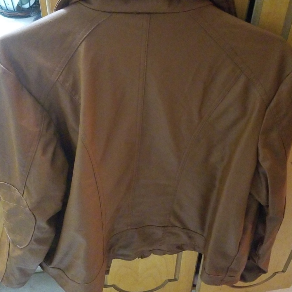 Jacket - Picture 3 of 3